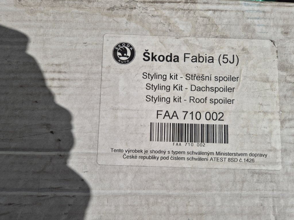Škoda Fabia II střešní spoiler - 11