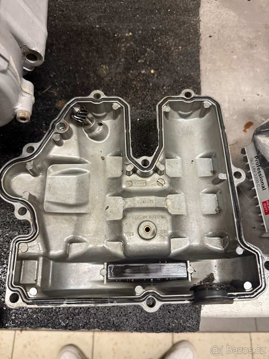 Aprillia/BMW - motor Rotax 650 - 11