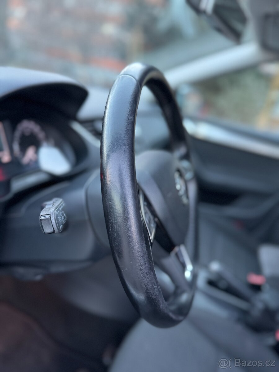 Škoda Octavia 2.0 TDi ČR digi klima - 11