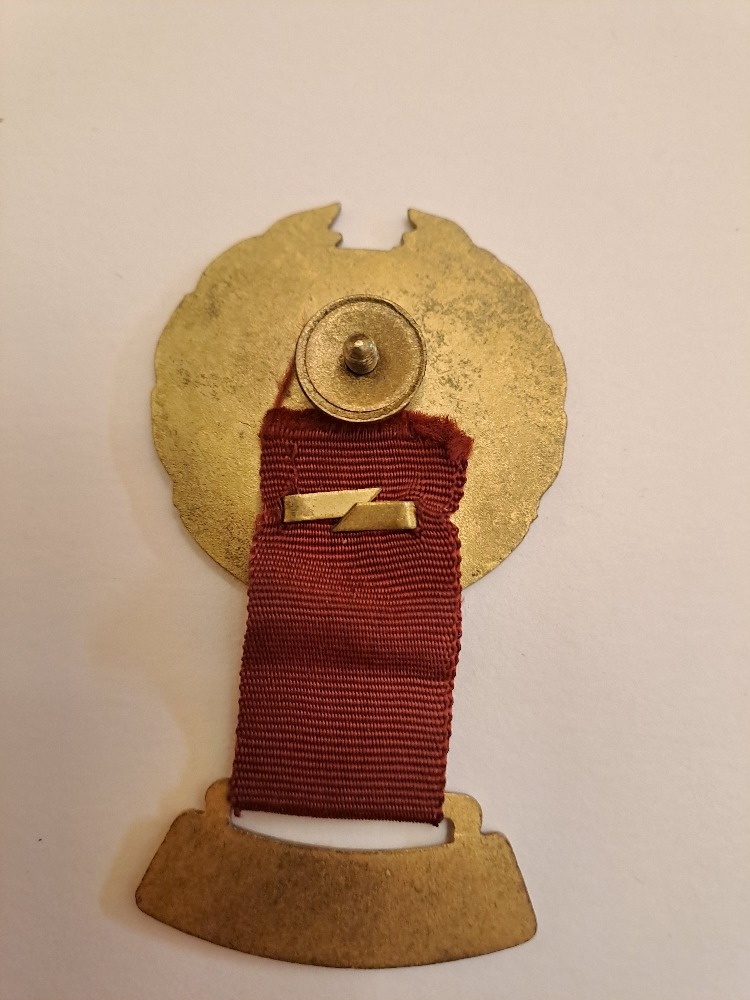 STARÉ MOSAZNÉ MEDAILE ZE 30.let - 11