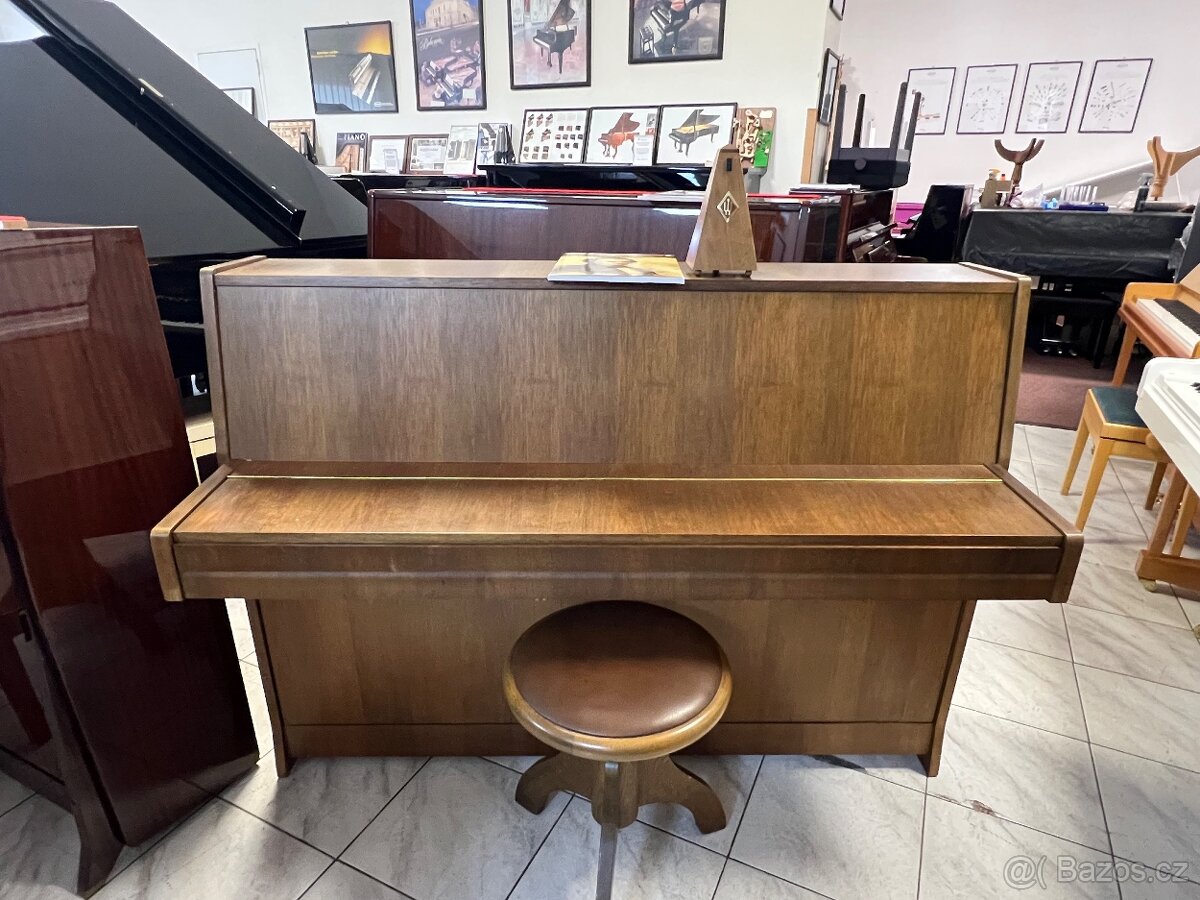 Petrof 105 se zárukou 2 roky dopravou 100 km. - 11