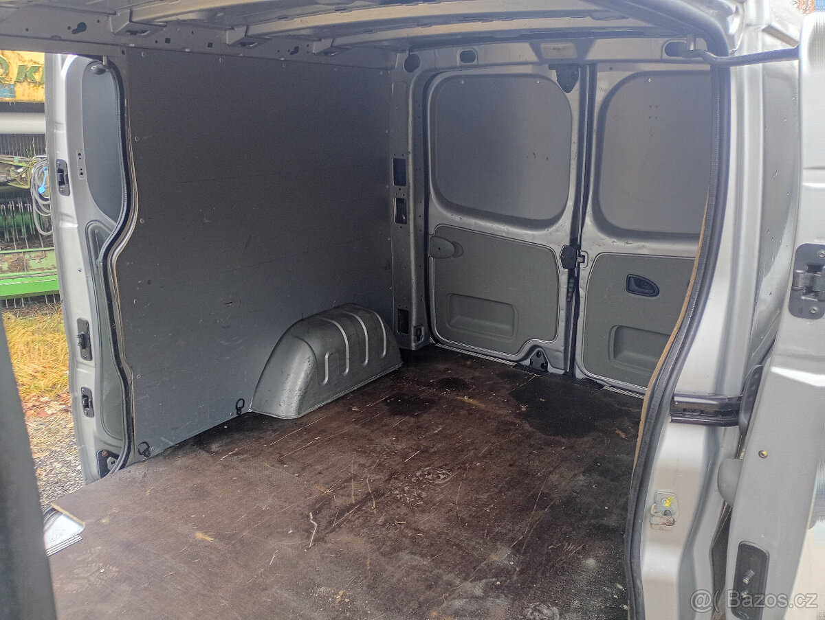 Nissan Primastar - 11