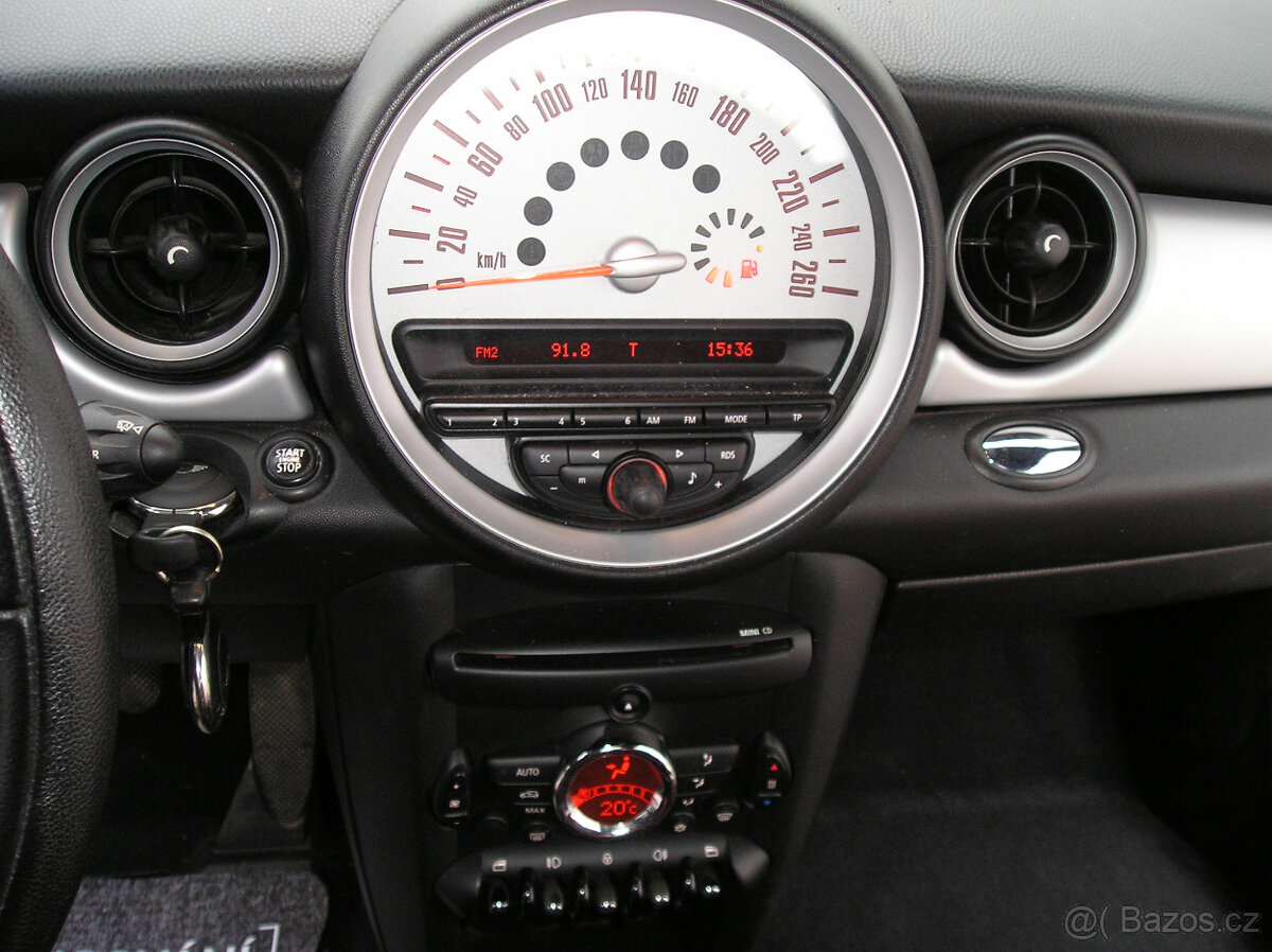 MINI COOPER 1.6 D 82KW RV-2012-KLIMA - 11