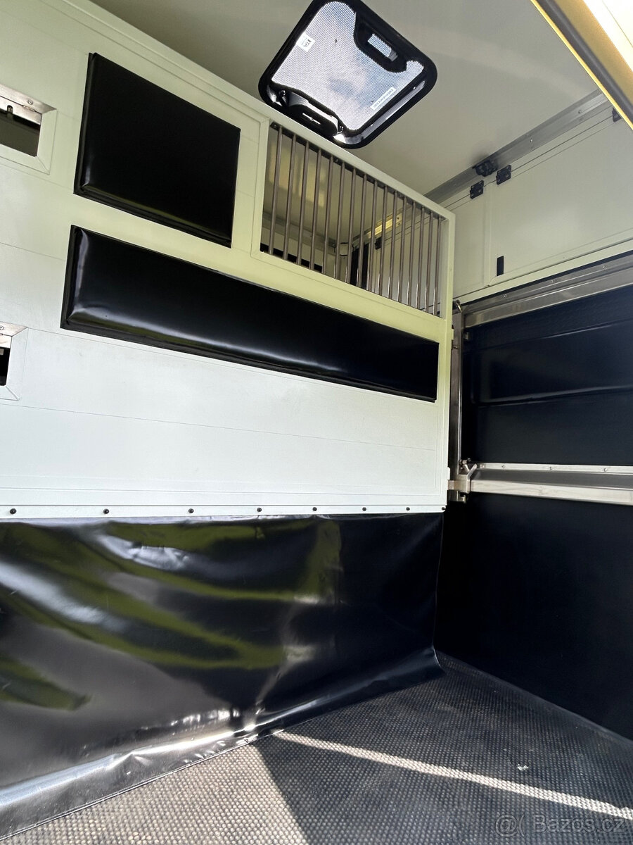 Predám prepravník na kone IVECO - 11