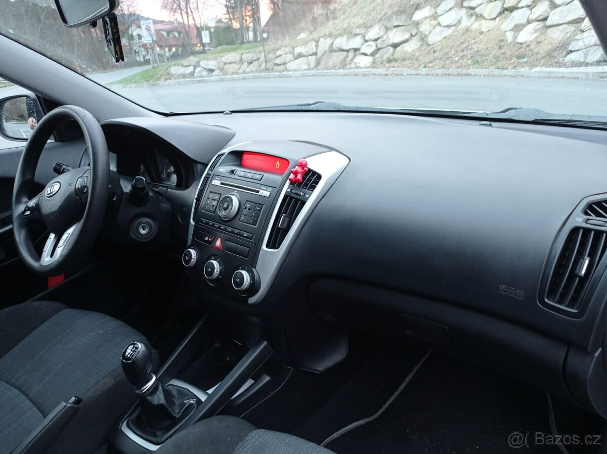 Ceed - Kia Cee´d, 1.6 CRDi - 11