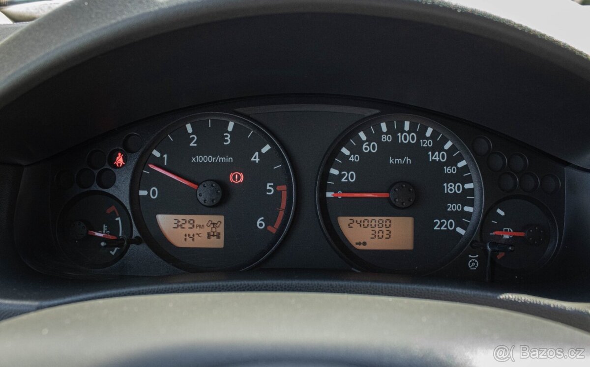 Nissan Navara 2.5D 4X4 2007 - 11
