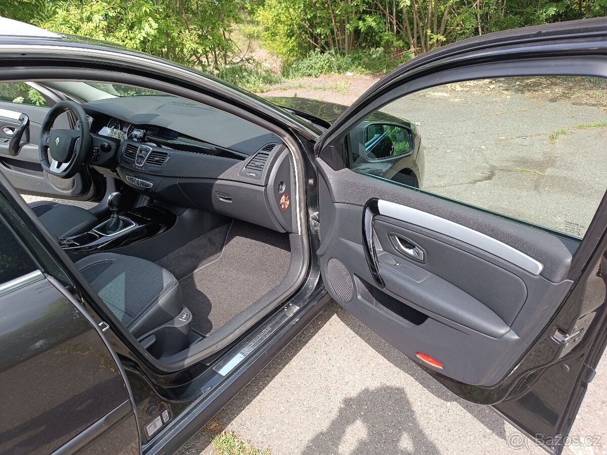 Renault Laguna III - 11