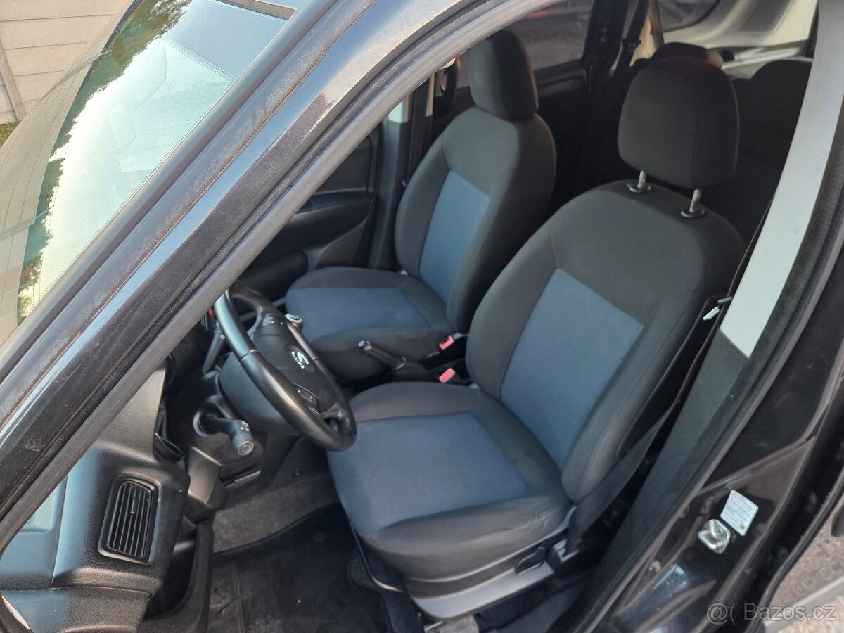 Opel Combo 1.6Cdti Nová STK Tažné - 11