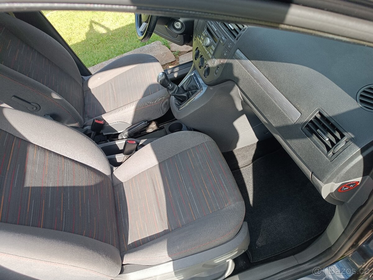Ford C-MAX 1.8 benzín 92 kW - NOVÁ STK - 11