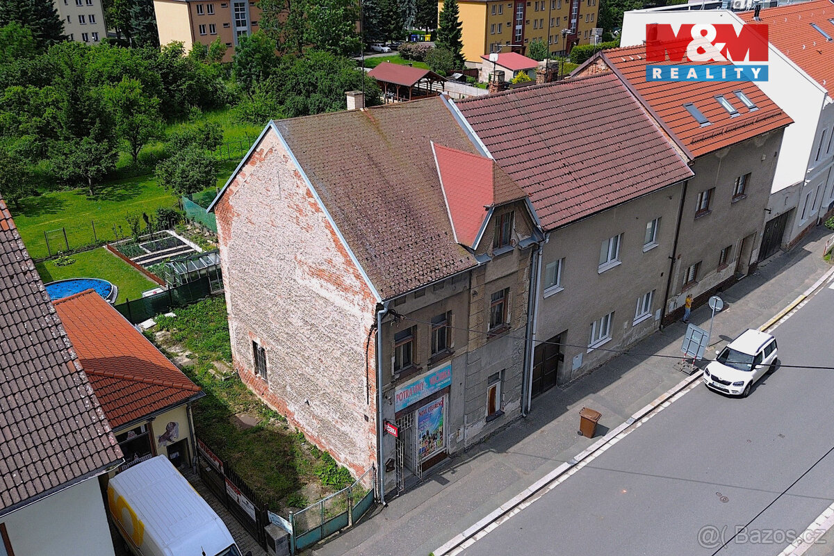 Prodej komerčního objektu, Uhlířské Janovice, ul. Komenského - 11