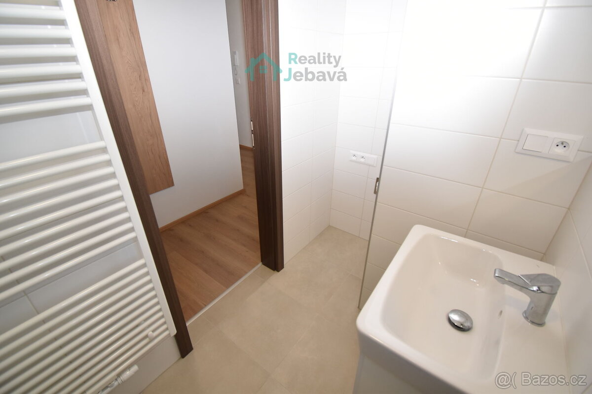 Pronájem, byt 2+kk, Pardubice, ul. Východní NOVÁ TESLA - 11