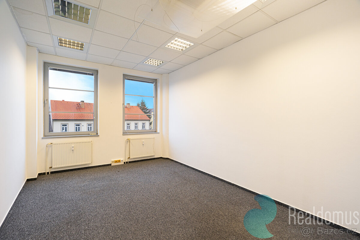 Pronájem, kanceláře, centrum města, ulice Pražská - 11