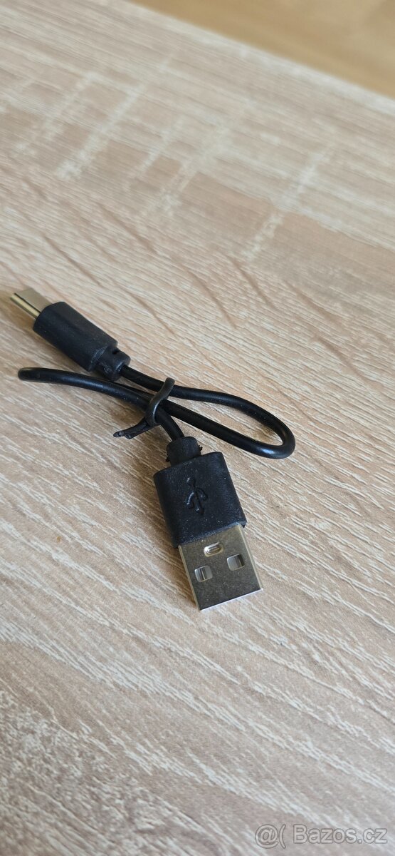 Bluetooth reproduktor s LED podsvícením - 11