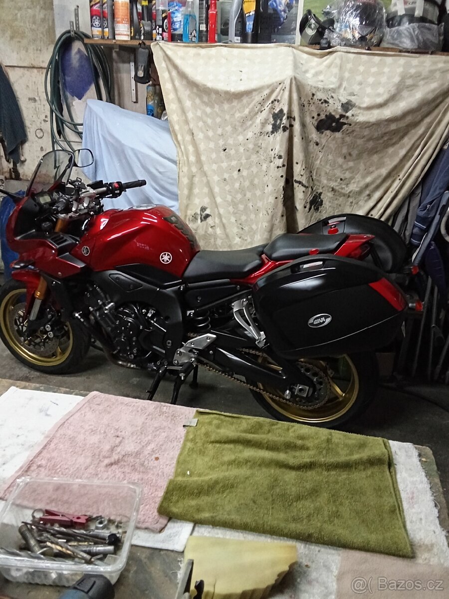 YamahaFZ1-Fazer - 11