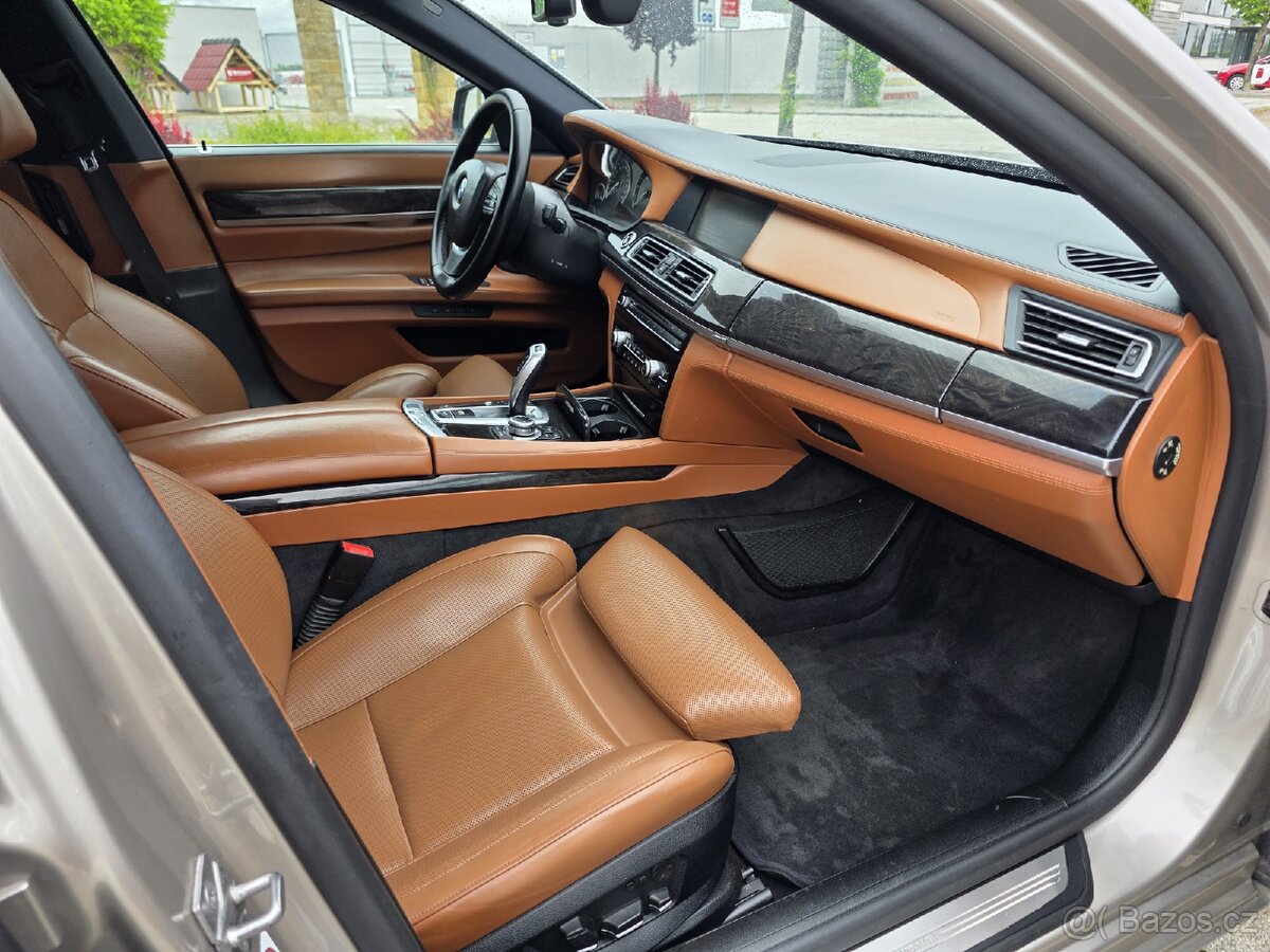 Bmw 730D F02 Long Individual - 11