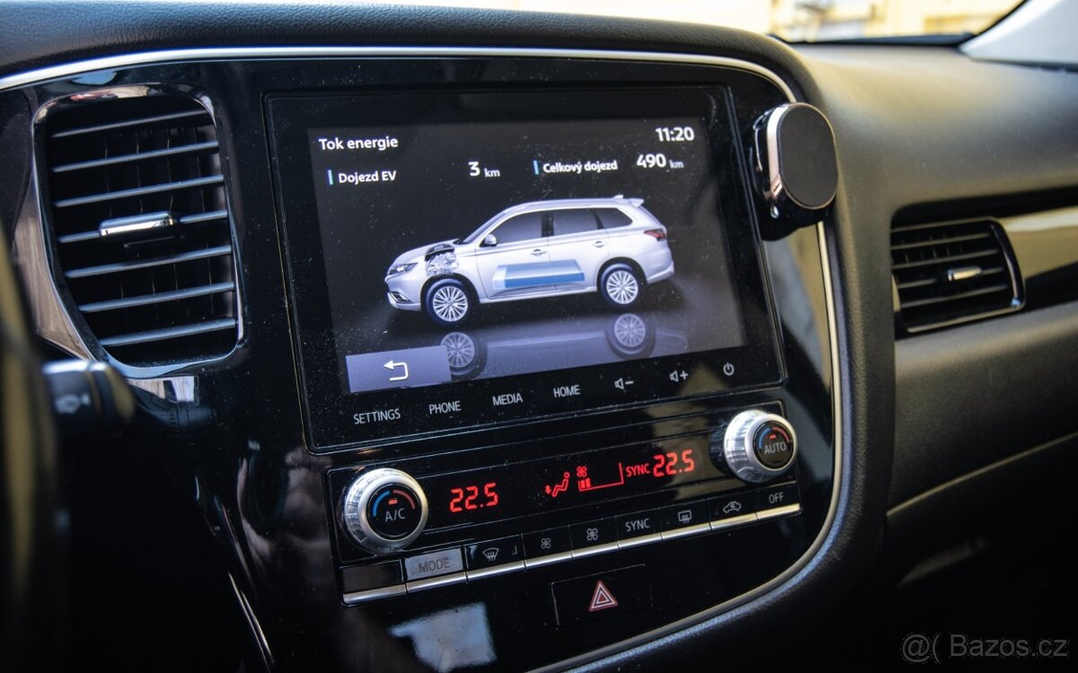 Mitsubishi Outlander PHEV 2.4 AWD - 11