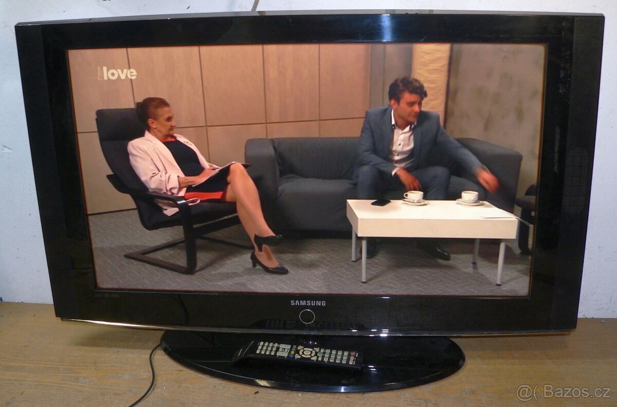 LCD televize 93cm SAMSUNG, 37 palců, nemá DVBT2 - 11
