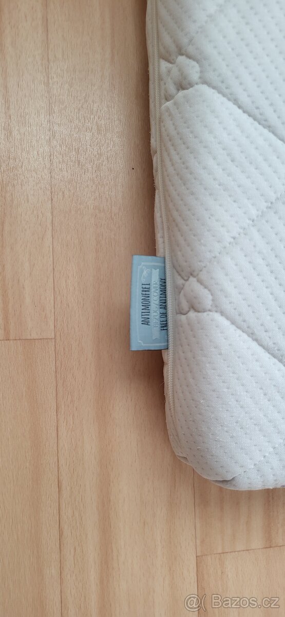 Dětská postýlka + matrace - 11