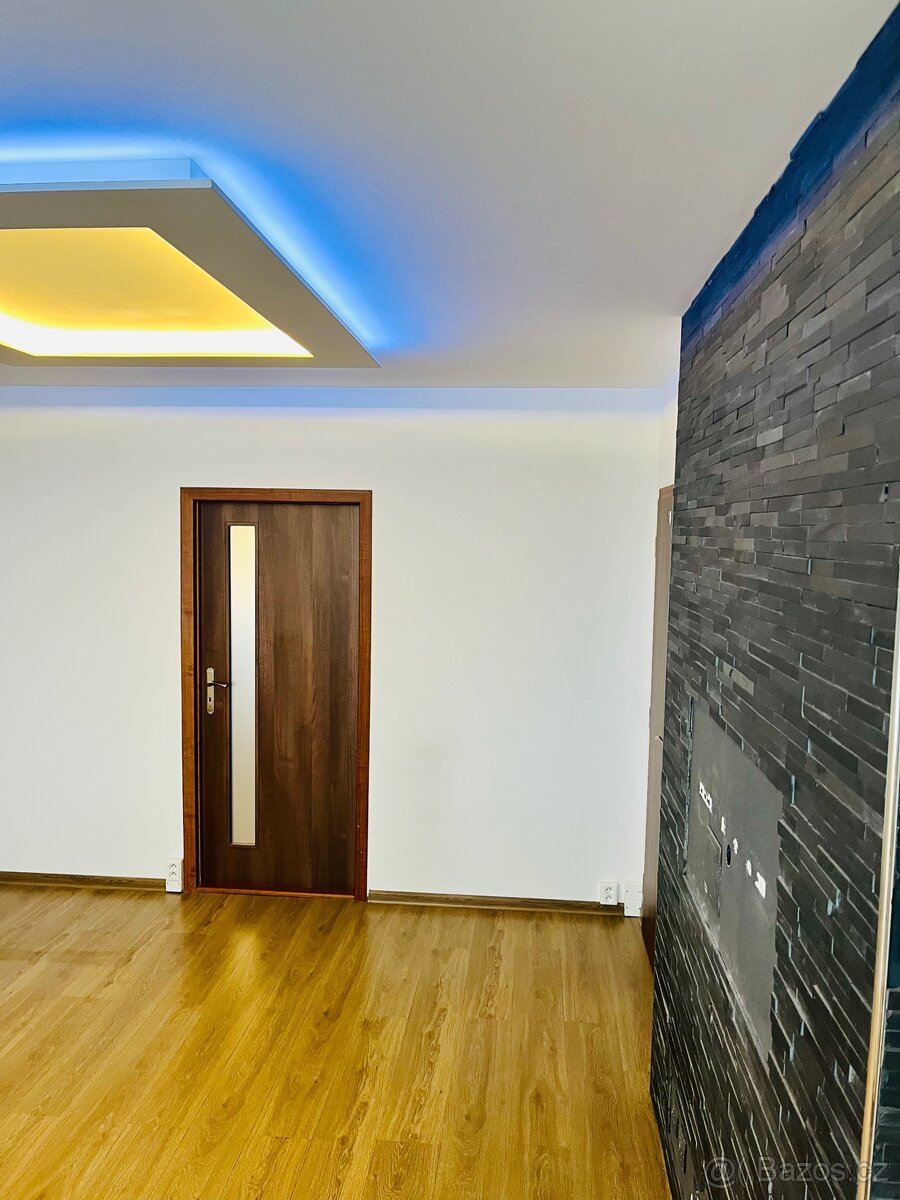 PRODEJ BYTU 3+1, MAROLDOVA, OSTRAVA - 11