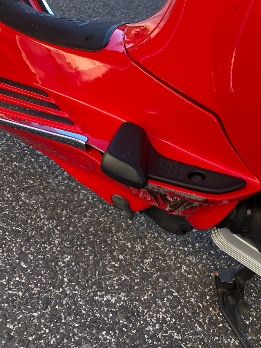 Vespa Sprint 125 - 11