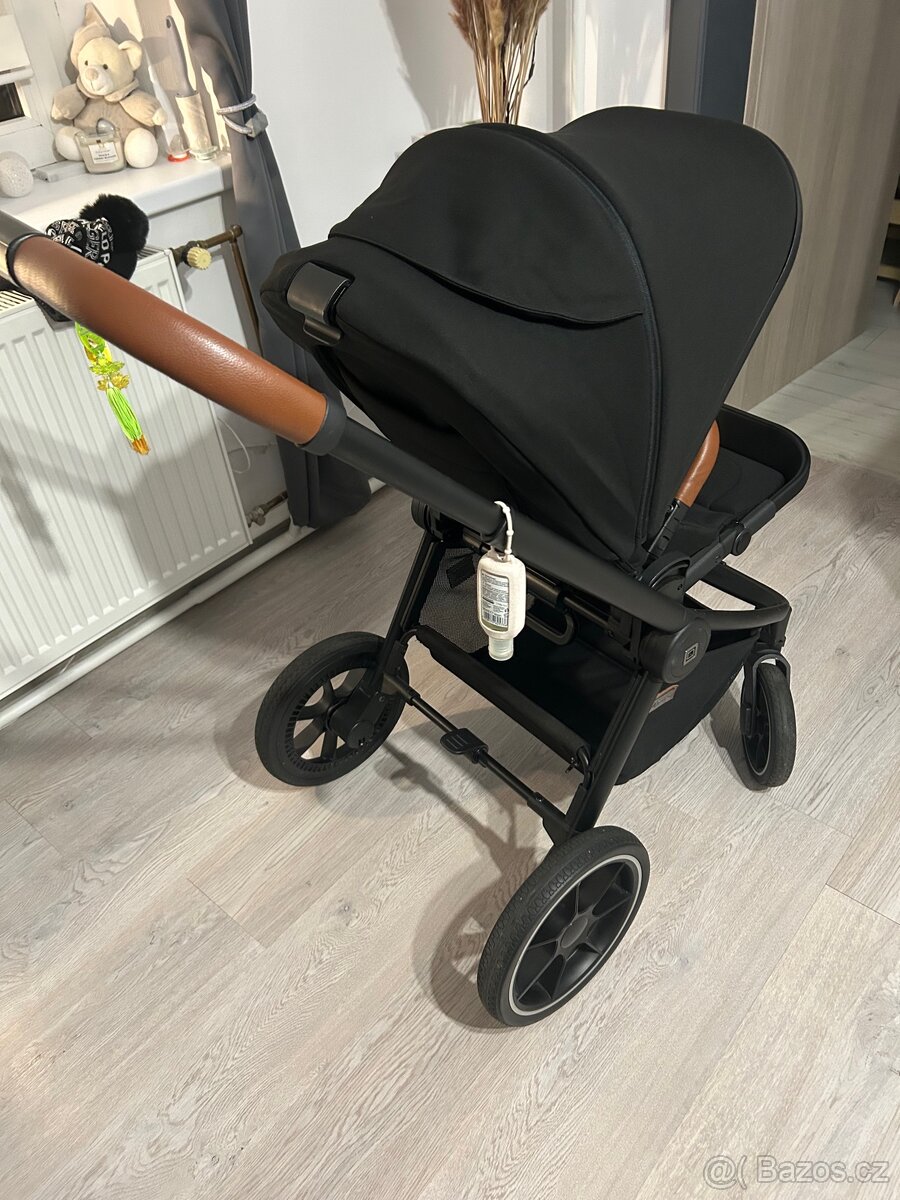 Prodám kočárek značky MOON - 11