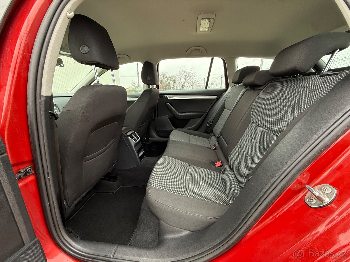 Škoda Octavia • 1.6 TDI 81 kW • 2016 • 2 x klíč • NOVÁ STK • - 11