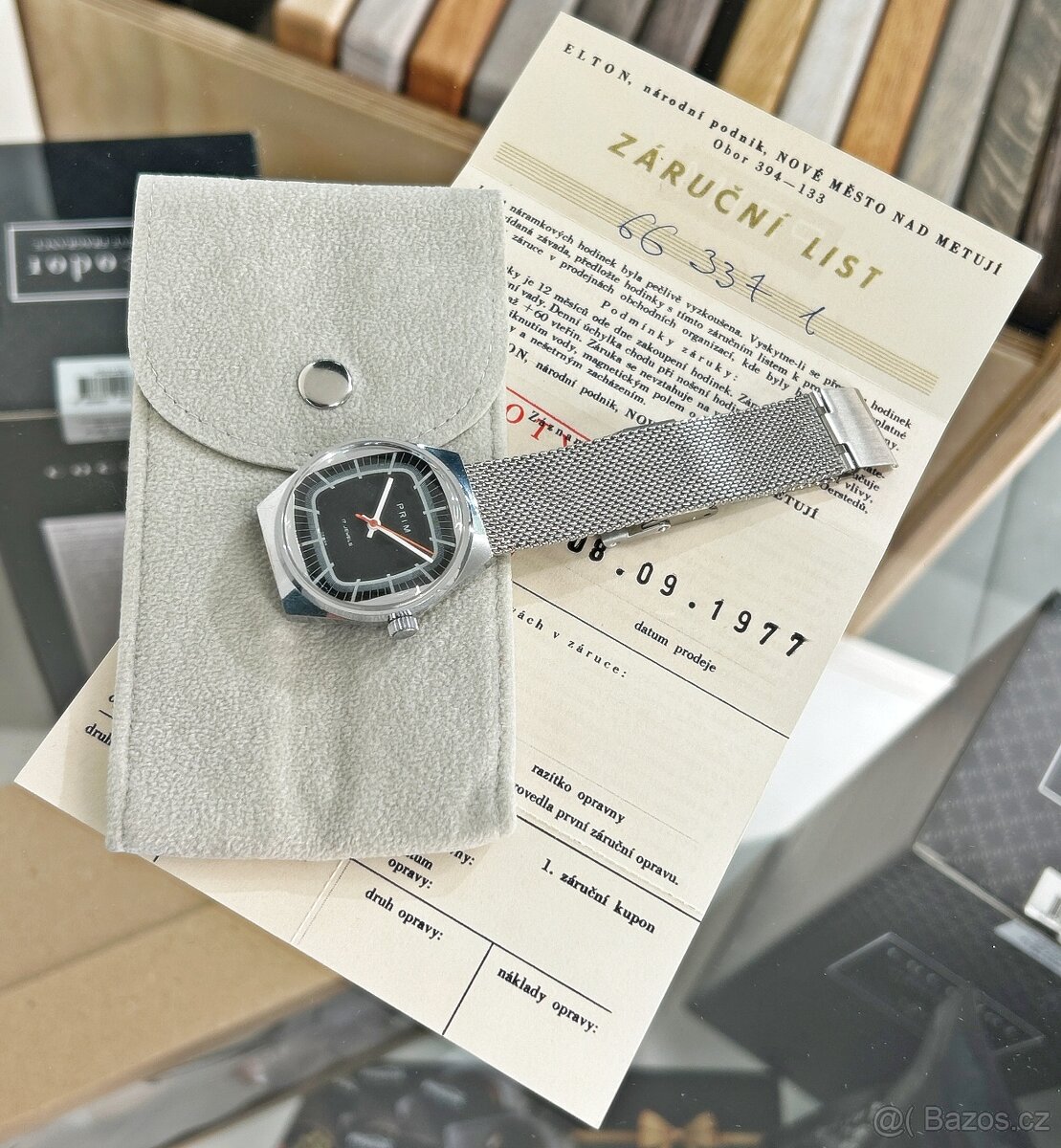 Československé mechanické vintage retro hodinky PRIM Malé Te - 11