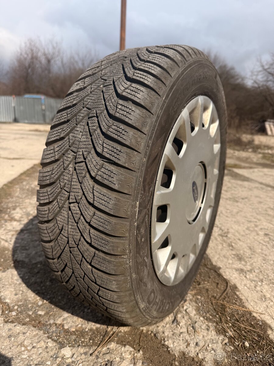 Ford Focus r. 2004 - 11