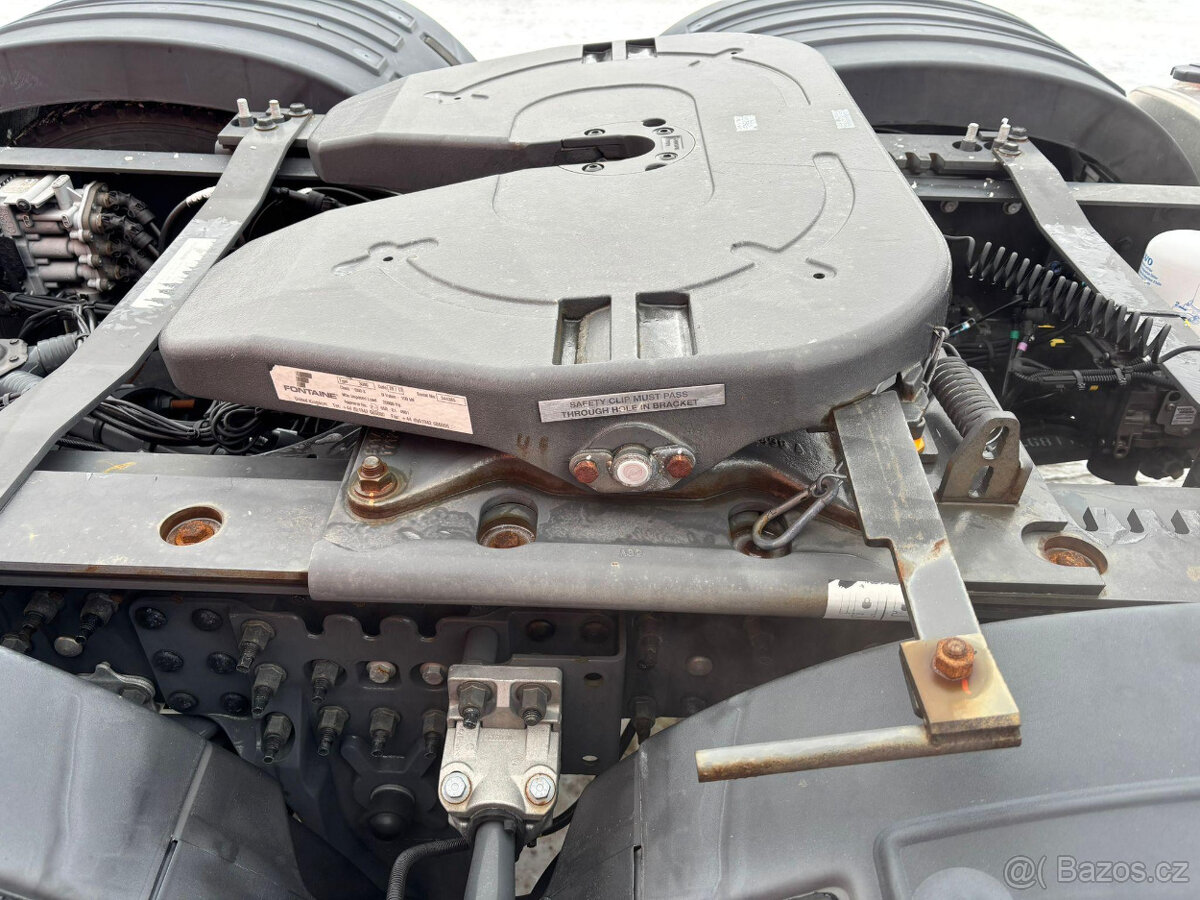 Volvo FM 460 6x2 - 11