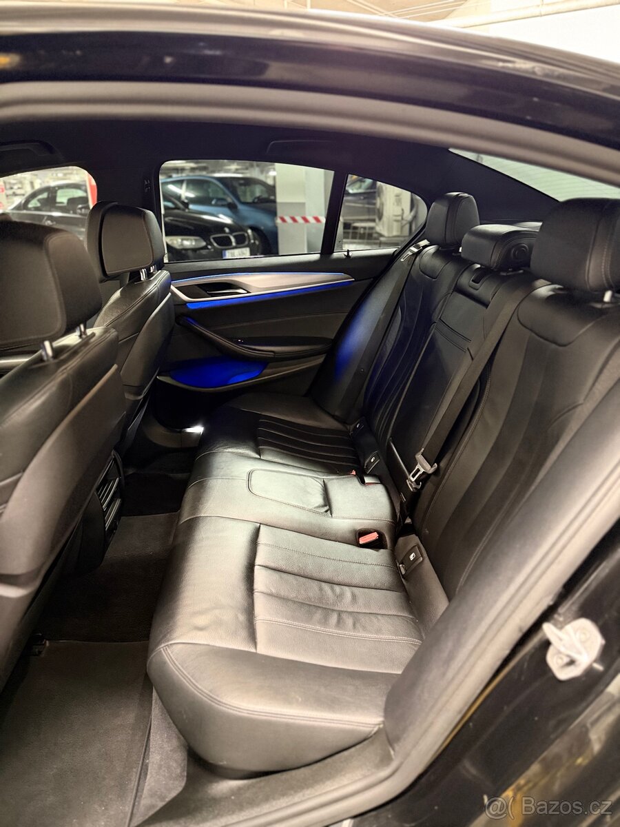 BMW G30 530d xDrive, M-packet, head-up - 11