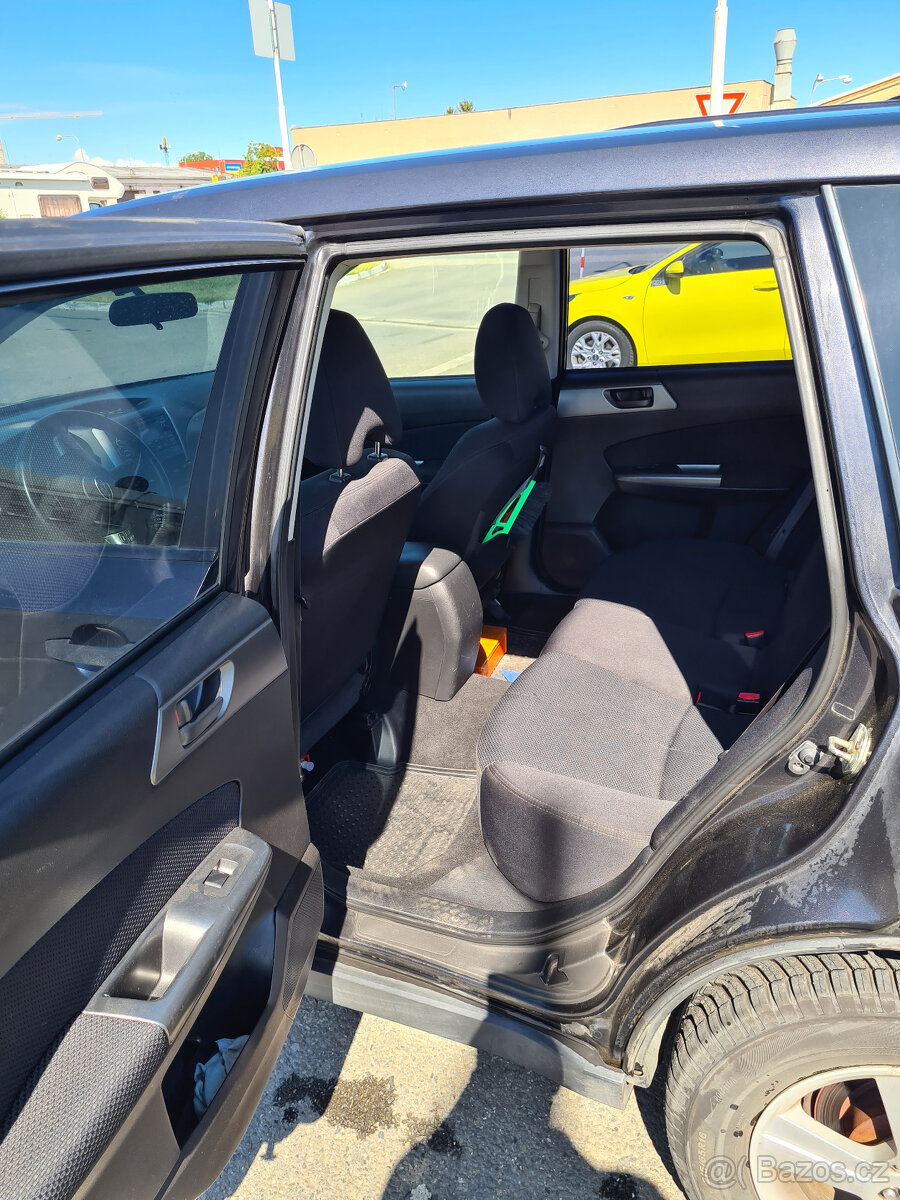 PRODÁM SUBARU FORESTER 2.0; R.V. 2012; 108 kW; 4x4 - 11