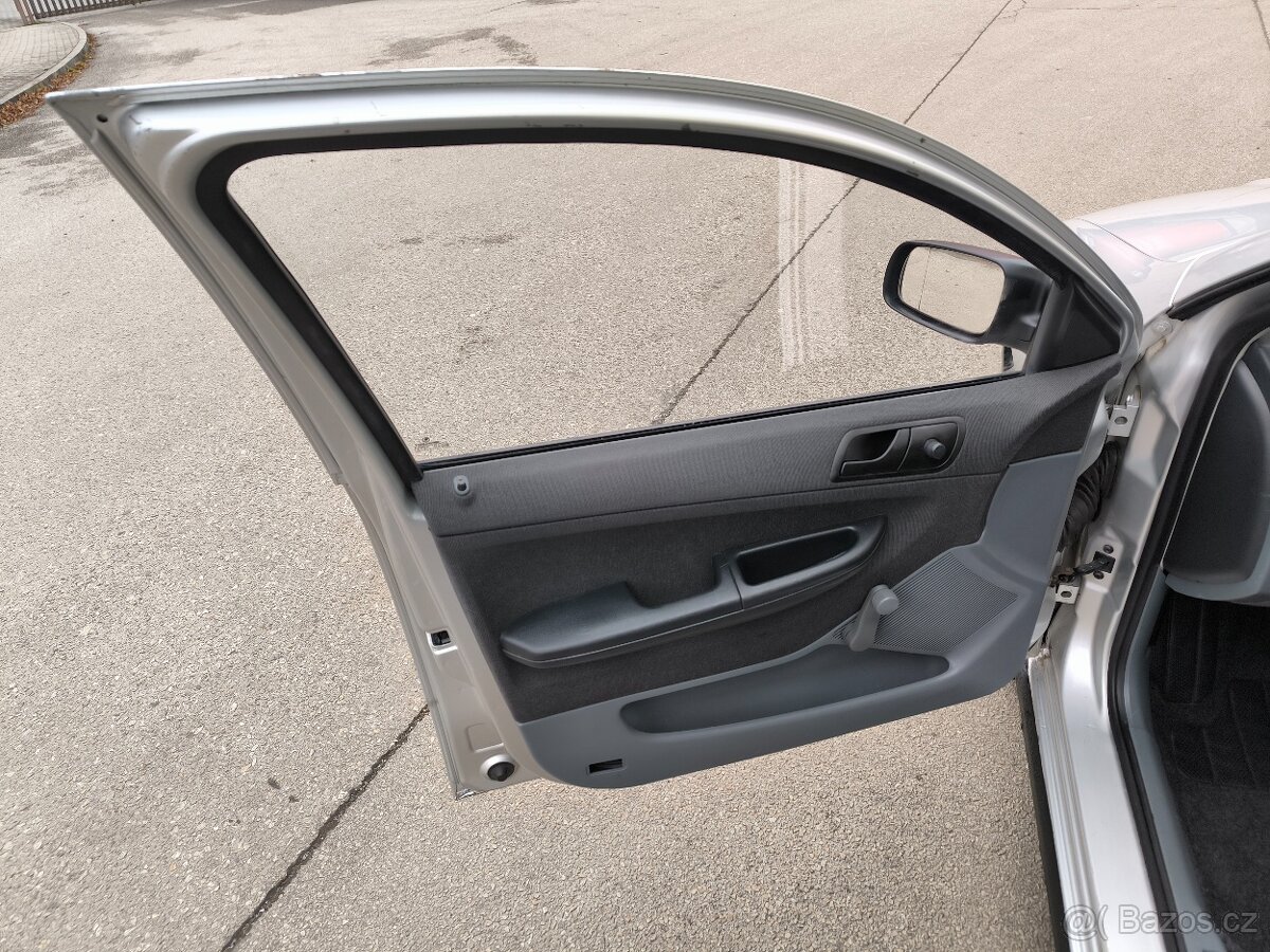 ŠKODA FABIA COMBI 1.9 SDI 47kw, r.v. 2003, NOVÁ STK - 11