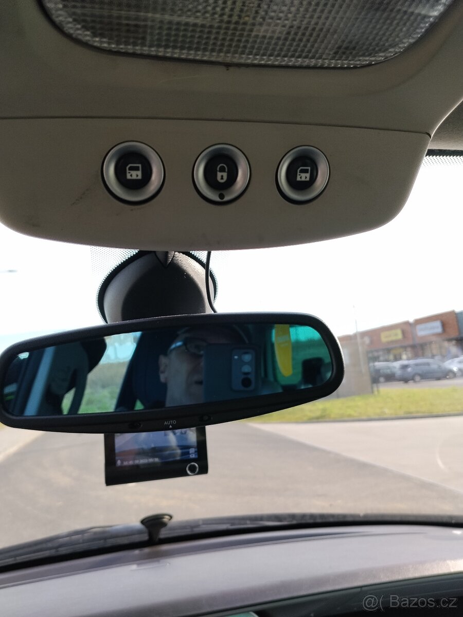 Peugeot 807 2.2 HDI, 94 kW - 11