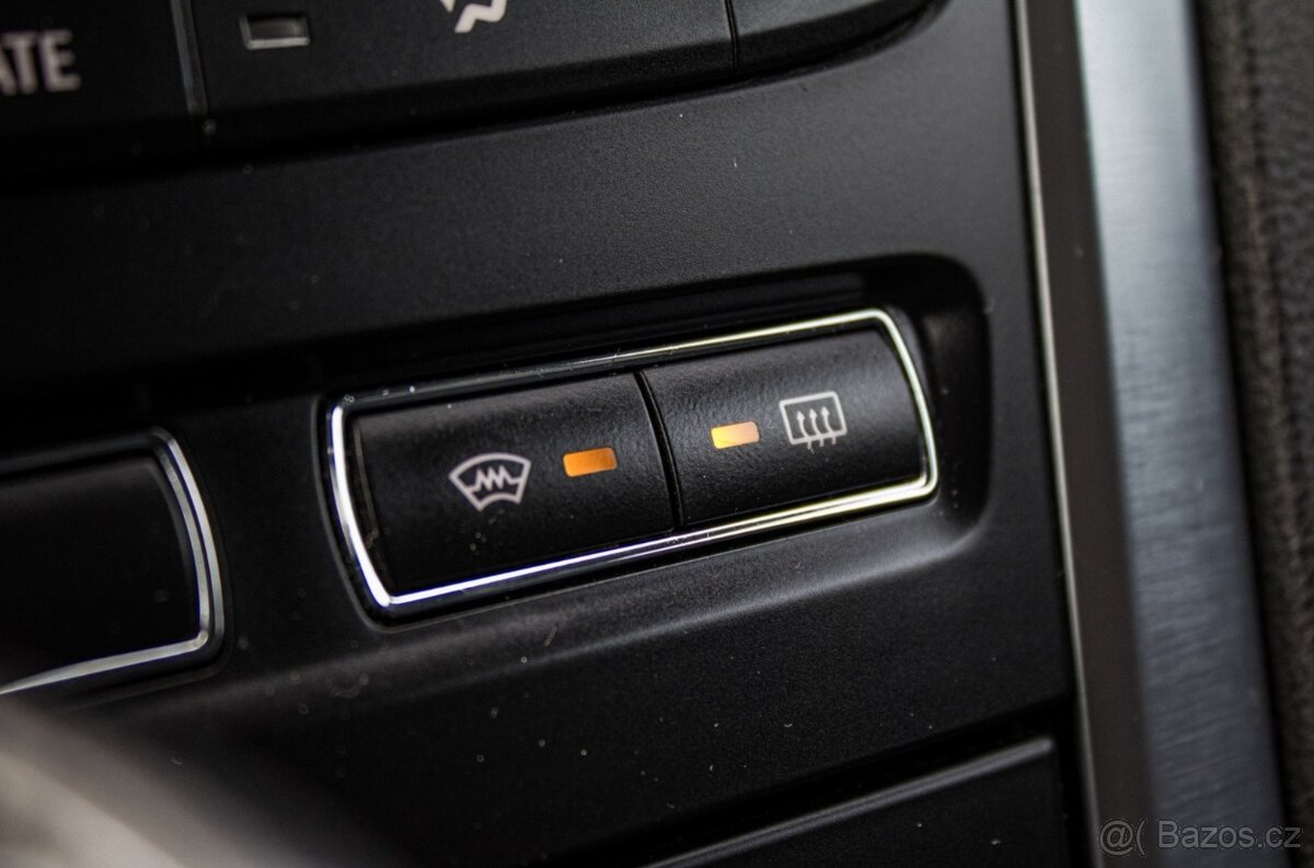 Ford Mondeo Combi 2.0 TDCi Titanium S | Nelakované | - 11