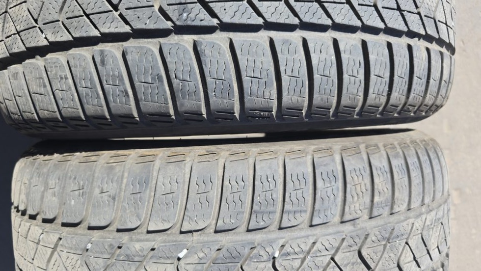 Pneu 215/55/17 Pirelli - 11