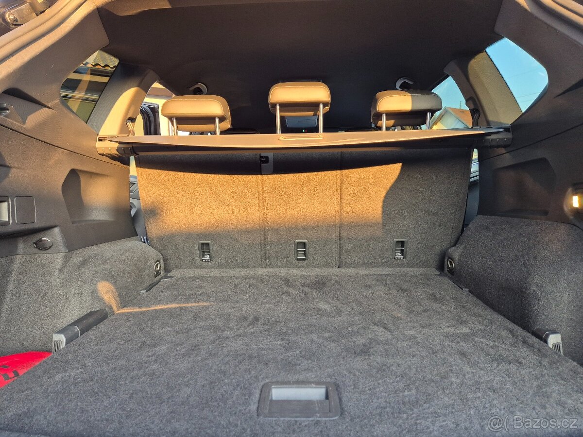 Volkswagen Tiguan Allspace 2.0 TDi 110kw 2022 R-LINE ZÁRUKA - 11