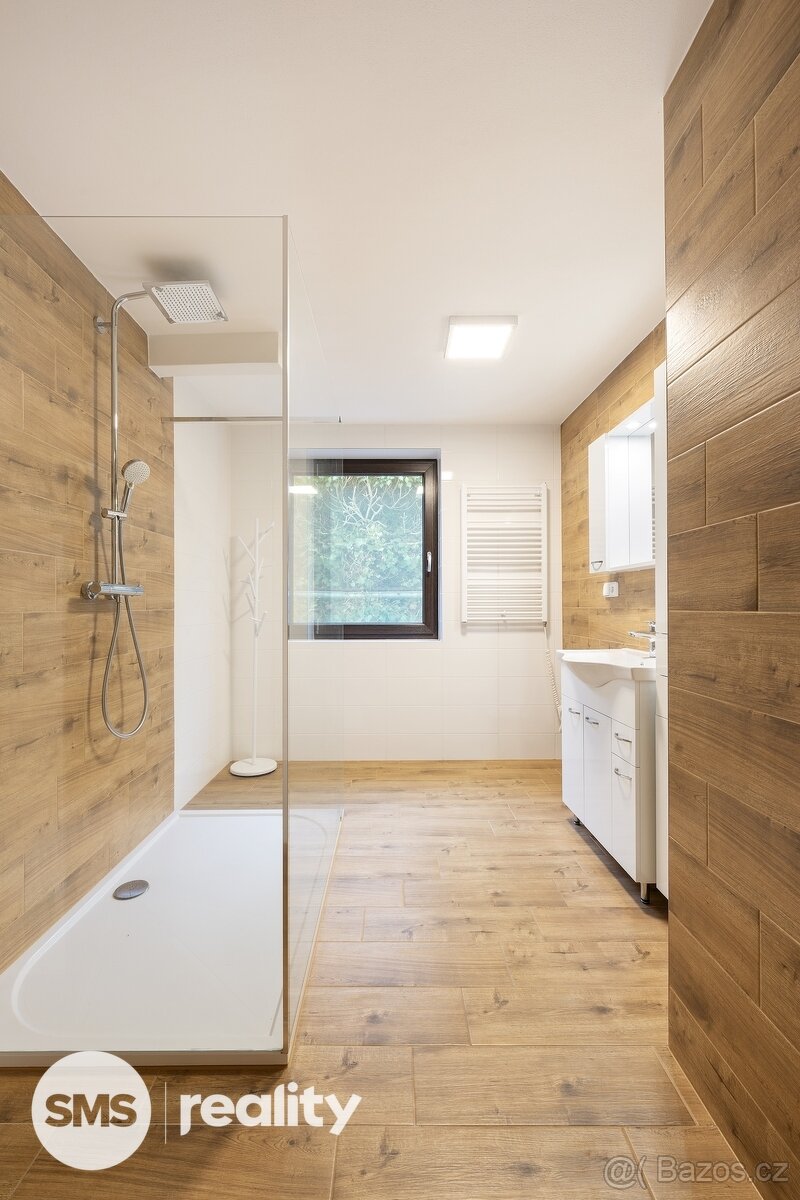 Prodej rodinného domu 170 m², s pozemkem 850 m² v Dolních Du - 11