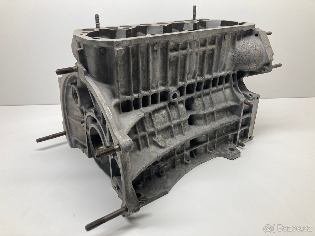 Hlava motoru Felicia - 11