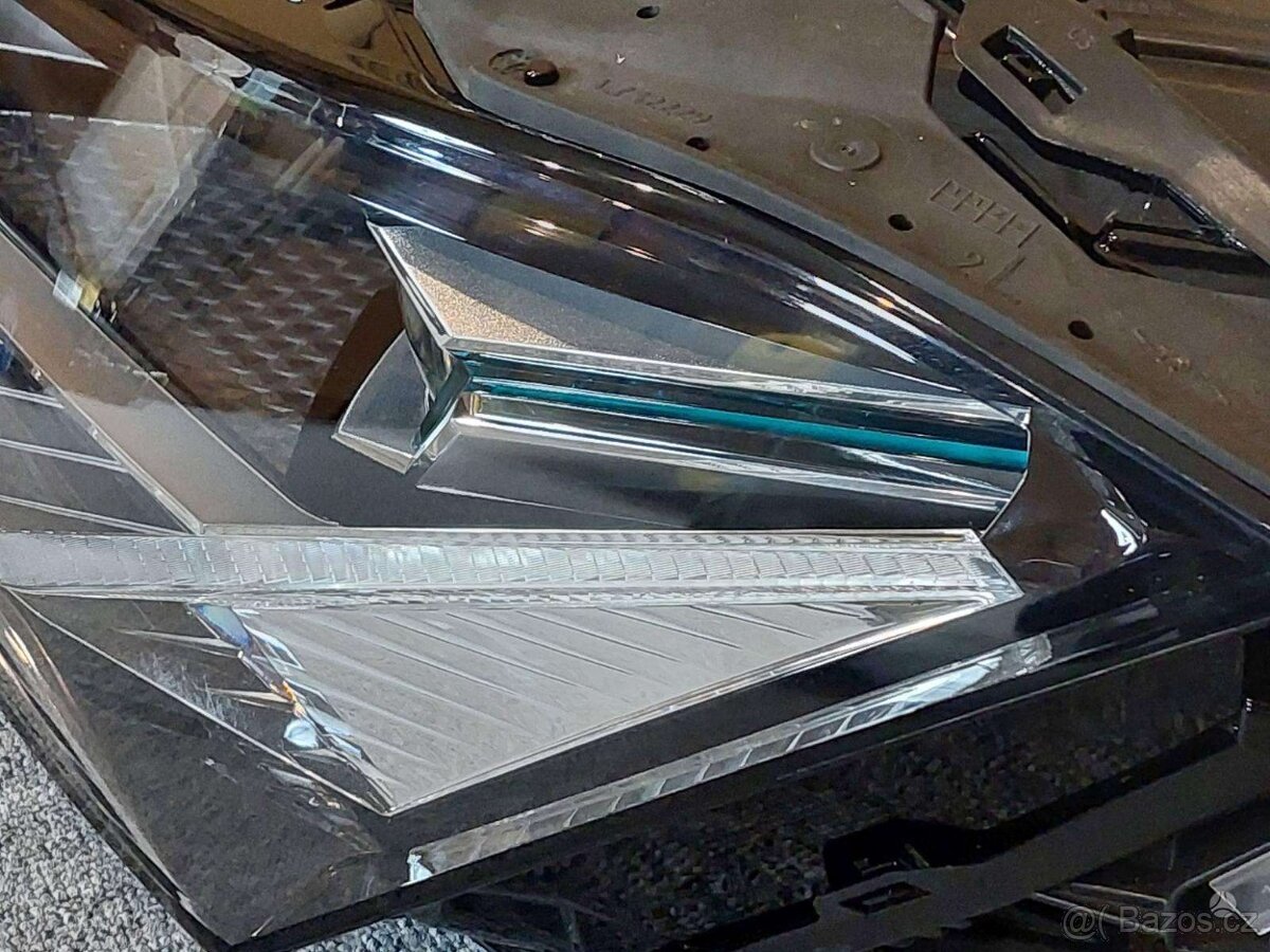 Škoda Superb 4 IV prední svetla Matrix led 3P1 - 11