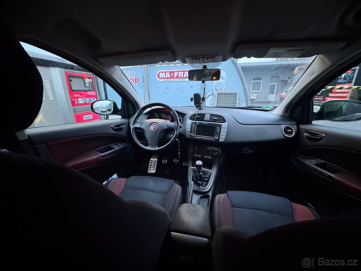 Fiat Bravo 1.4 MultiAir Turbo (103 kW) – r. 2011 - 11