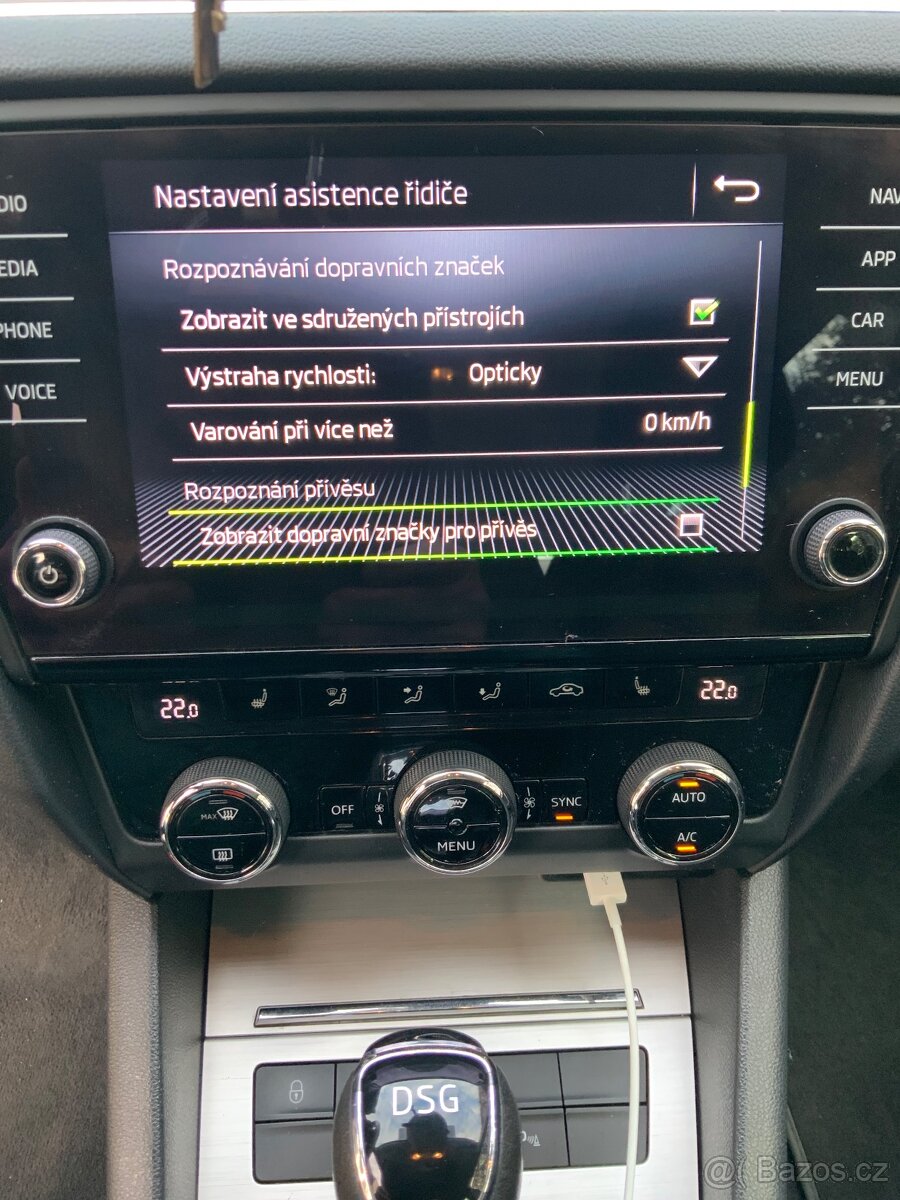 ŠKODA OCTAVIA 2.0TDI 110kw DSG - 11