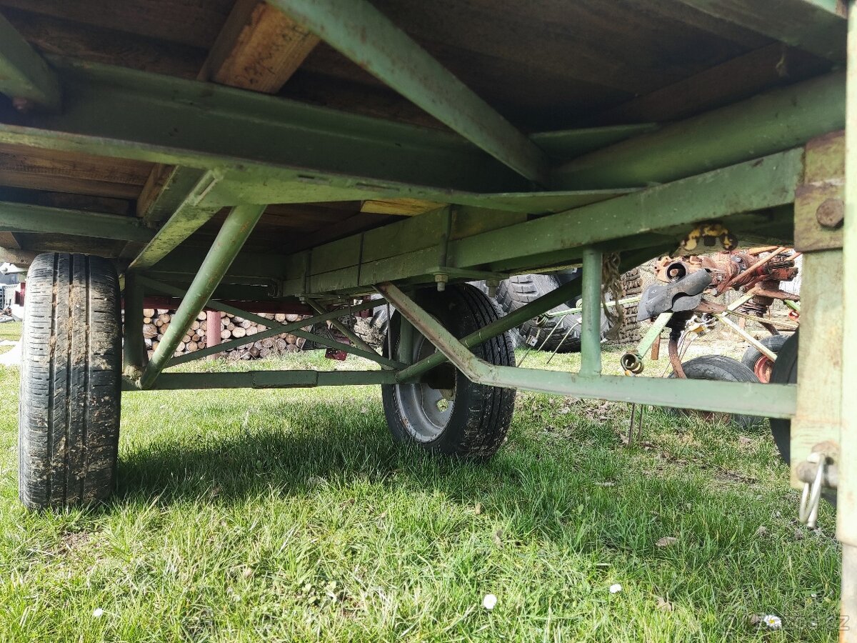 Vlek, Kára za Traktor - 11