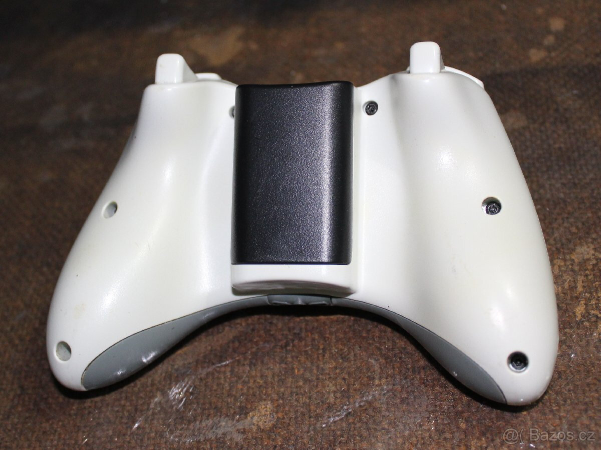 Microsoft Xbox 360 PRO 120GB White - 11