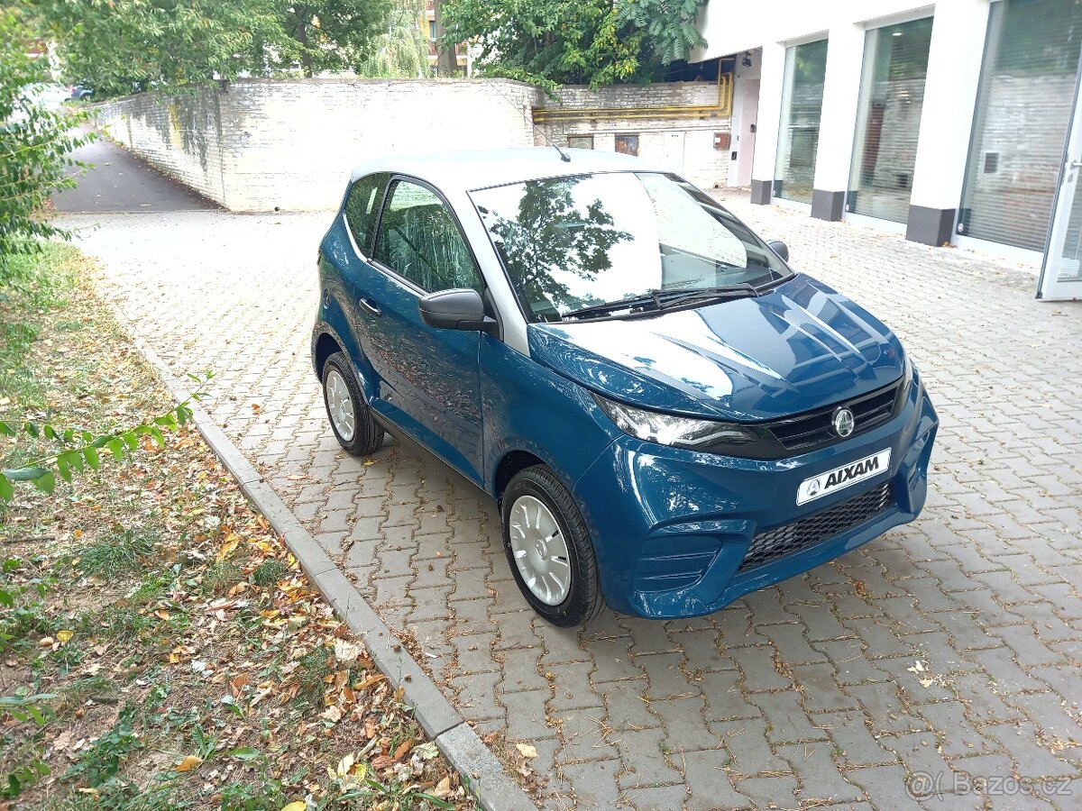 Aixam CITY, Pack Ambition Smaragd - auto od 15 let - 11