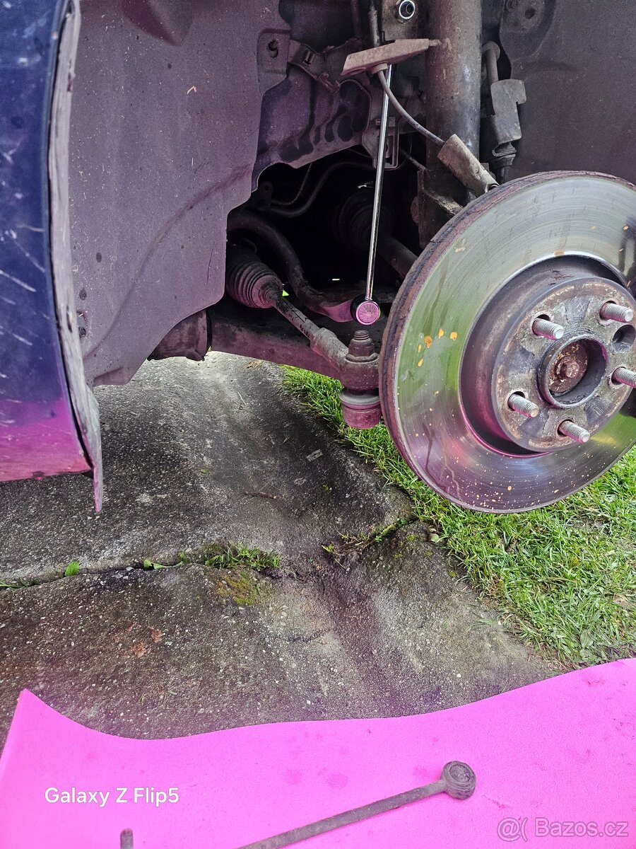 Ford Mondeo 2.0 TDCi 85kw motor PSA - 11