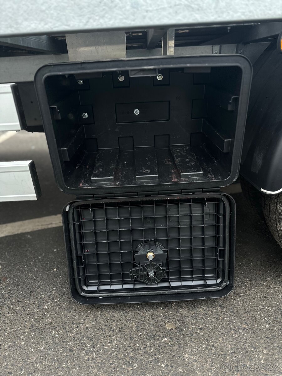 Iveco Daily 3.0d Odtahovka - 11