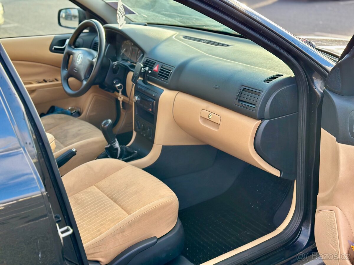 Škoda Oktávia - 11