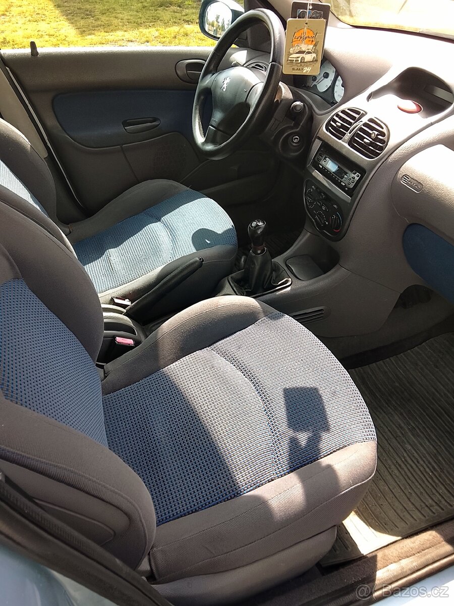 Peugeot 206 sw - 11