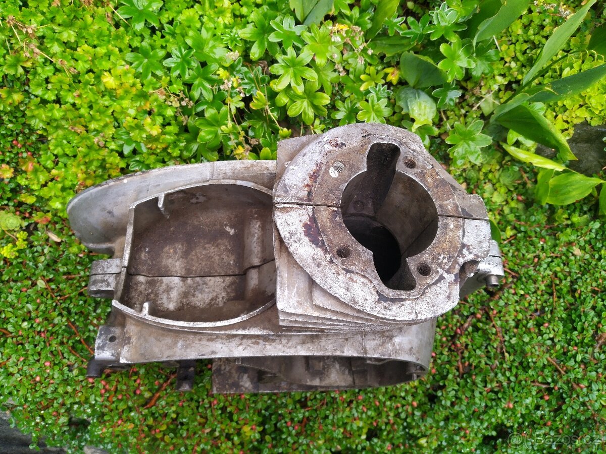 Jawa 250 pérák - 11