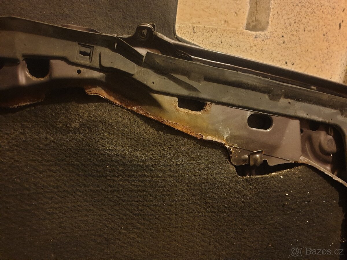 W124 používaná přední kapota do r.1993 před face lift - 11